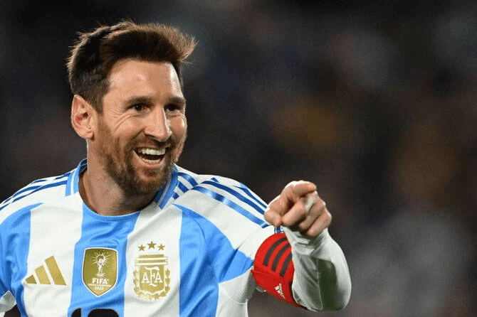 Lionel Messi points his fingers to the crowd while playing for Argentia in a World Cup September 2025 qualifiers match.