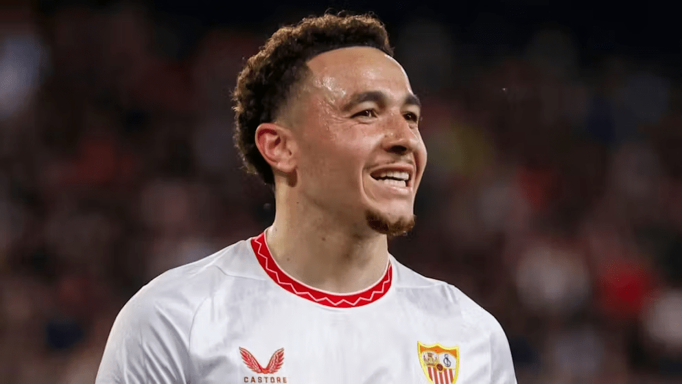 Ruben Vargas was all smiles after he scored the lone goal for Switzerland in its UEFA World Cup match against Kosovo in Pristina. 